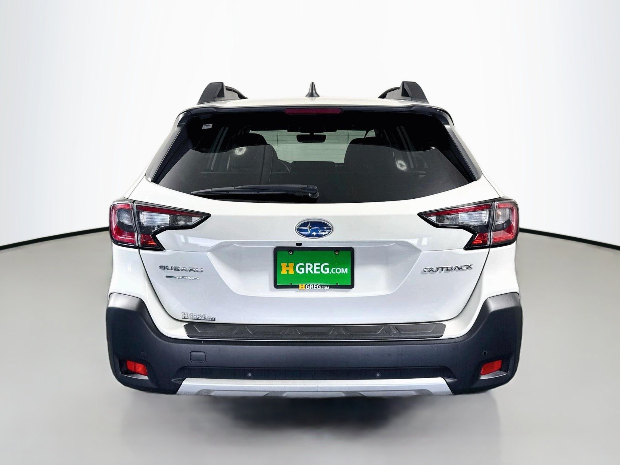 Used 2025 Subaru Outback Limited AWD/4WD image 8