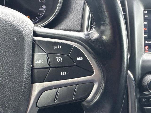 Used 2020 Jeep Grand Cherokee Laredo image 20