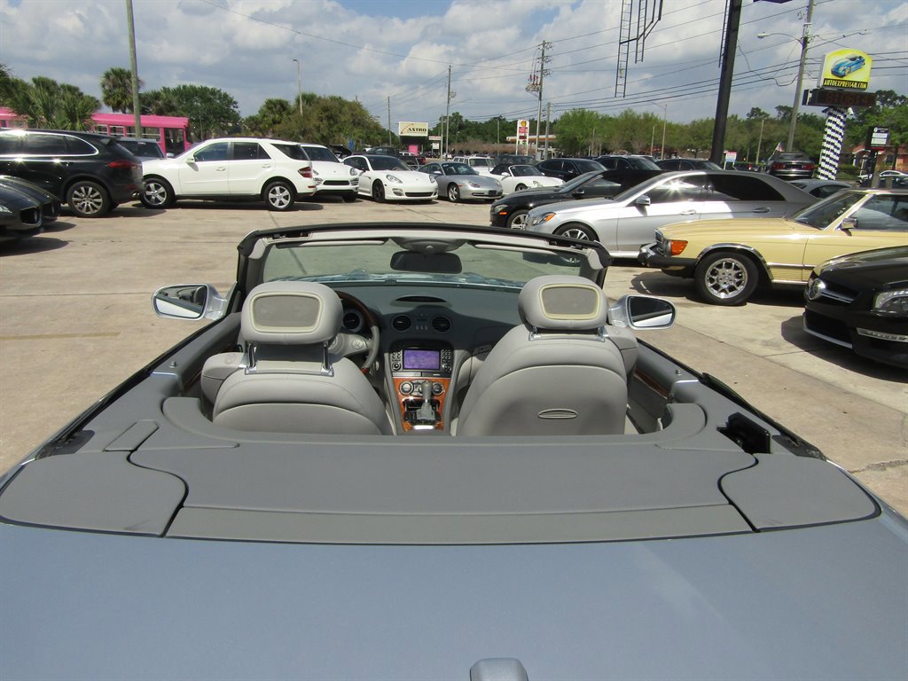 Used 2012 Mercedes-Benz SL 550 w/ SL Wheel Pkg image 15