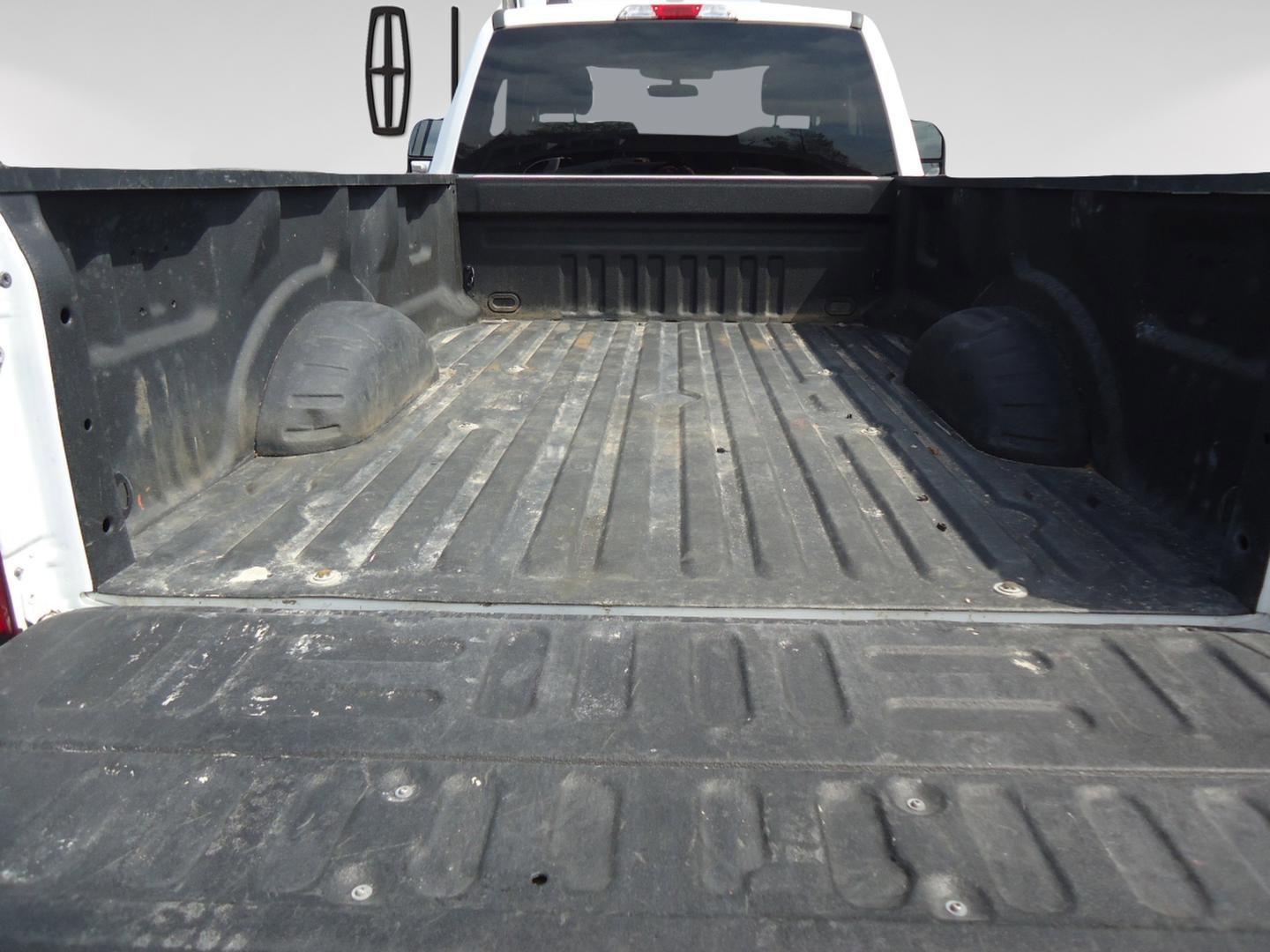 Used 2022 Ford F250 XL w/ STX Appearance Package image 11