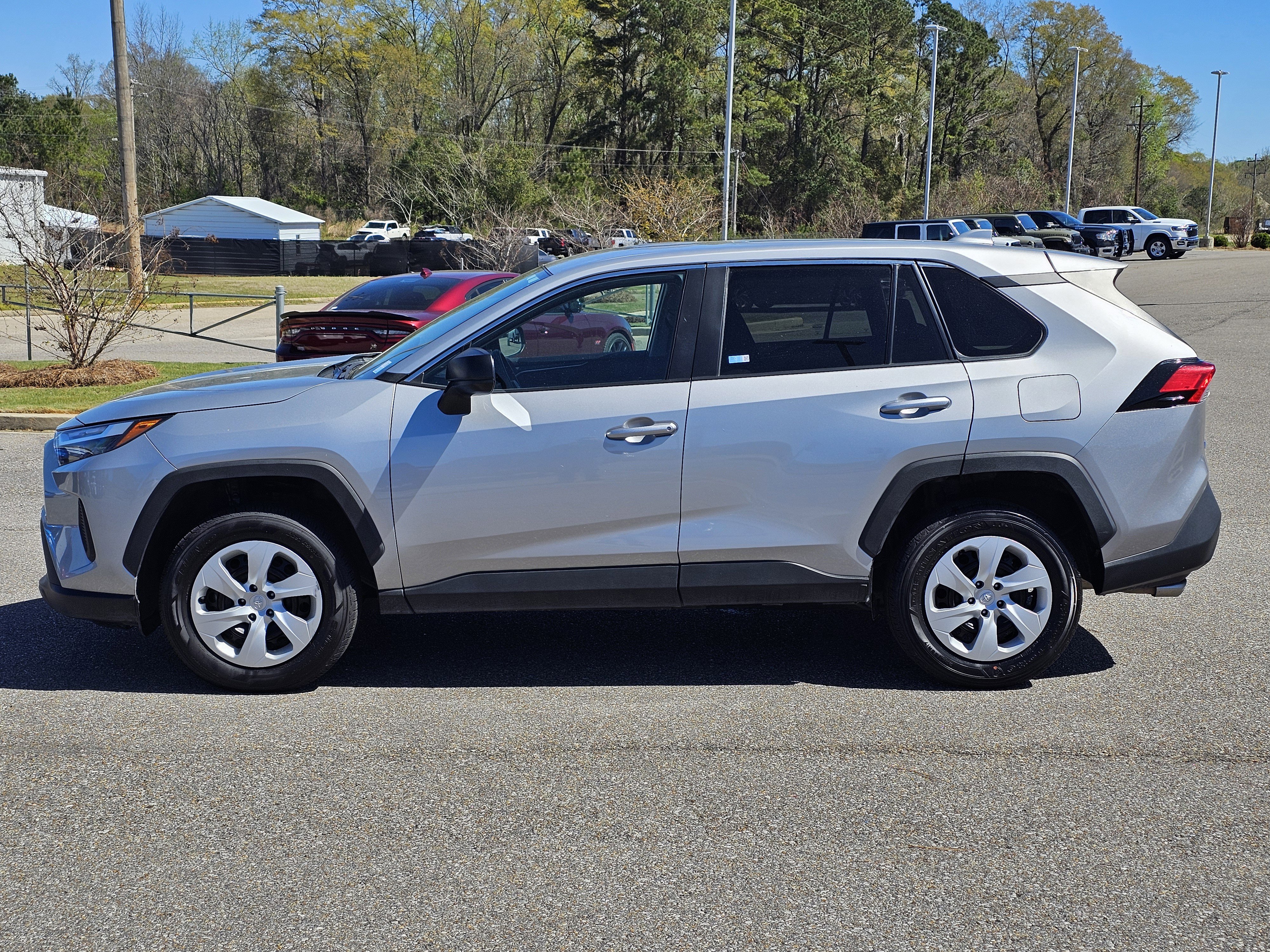 Used 2024 Toyota RAV4 LE image 14