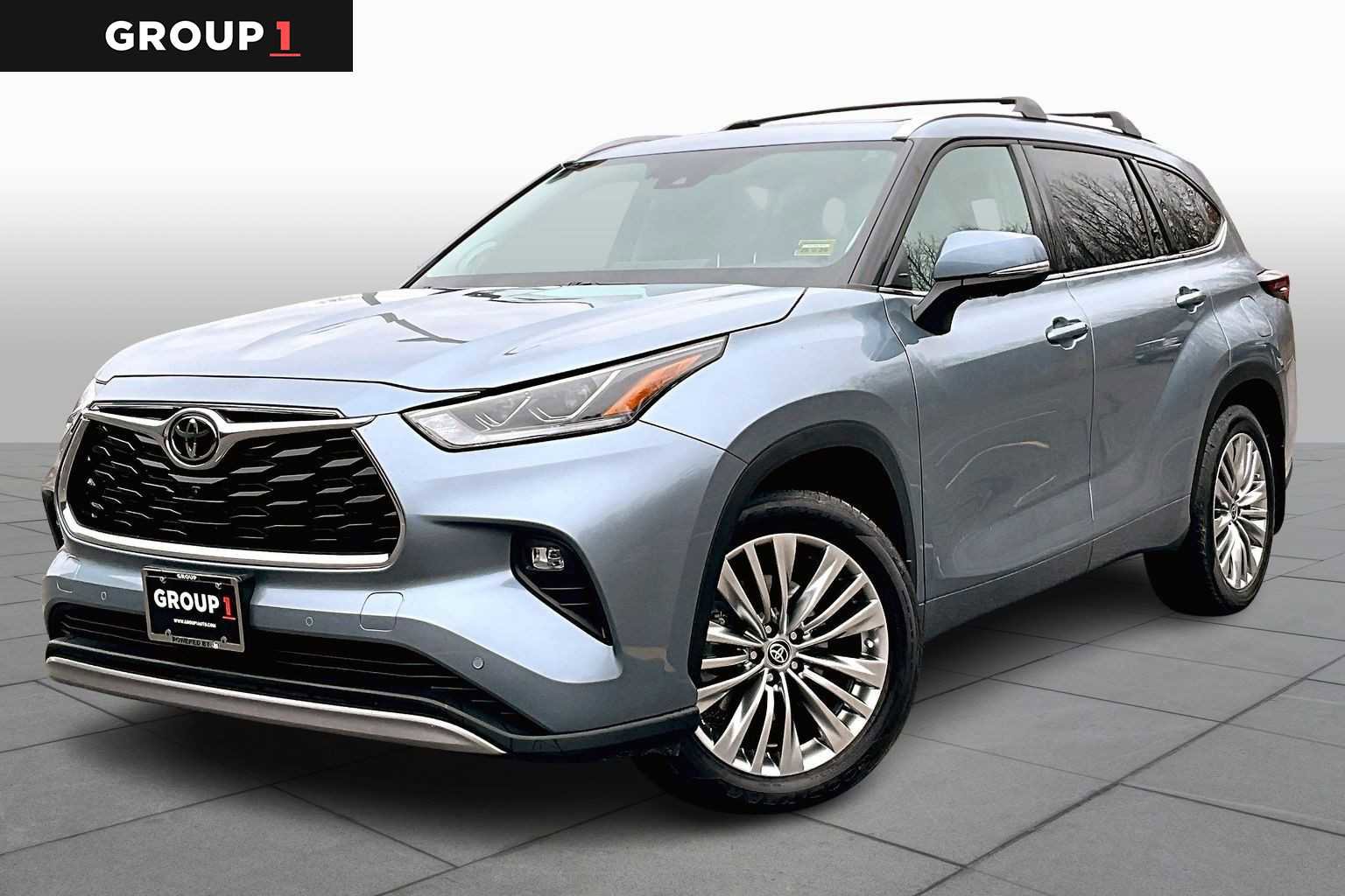 Used 2024 Toyota Highlander Platinum