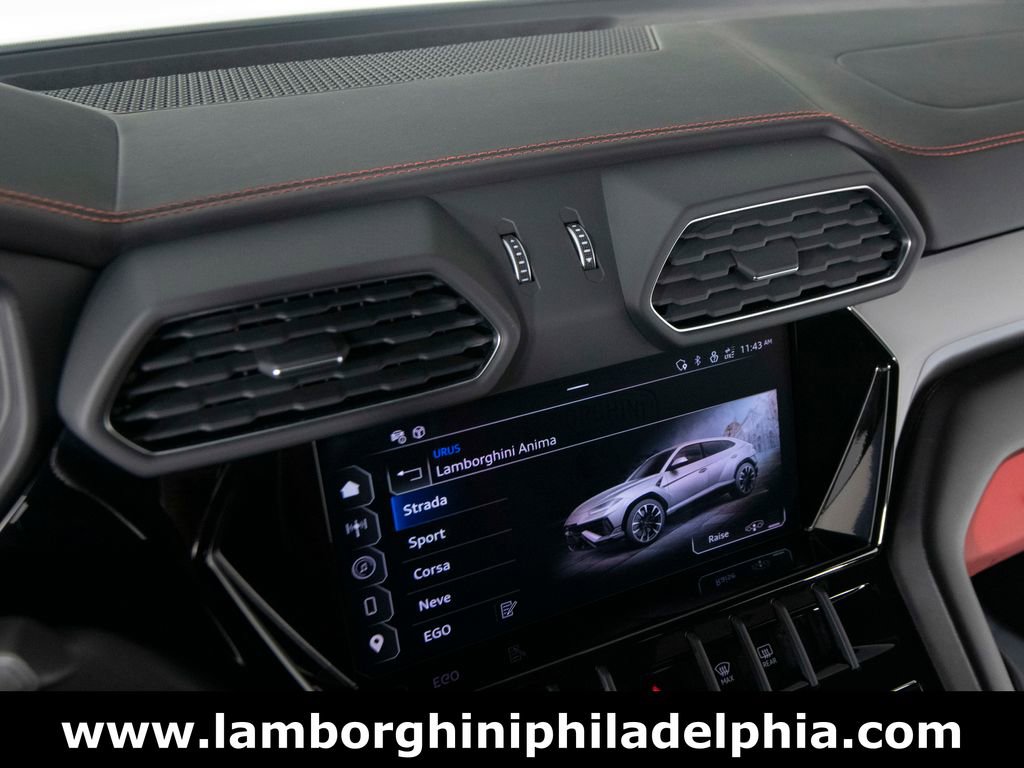 Used 2024 Lamborghini Urus S AWD/4WD image 21