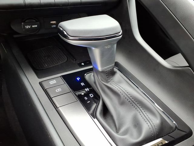 Used 2026 Hyundai Elantra Sport image 23