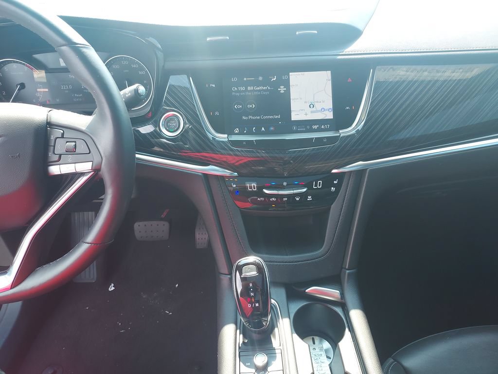 Used 2024 Cadillac XT6 Premium Luxury FWD image 23