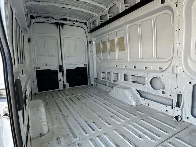 Used 2023 Ford Transit 250 148 High Roof Extended image 22