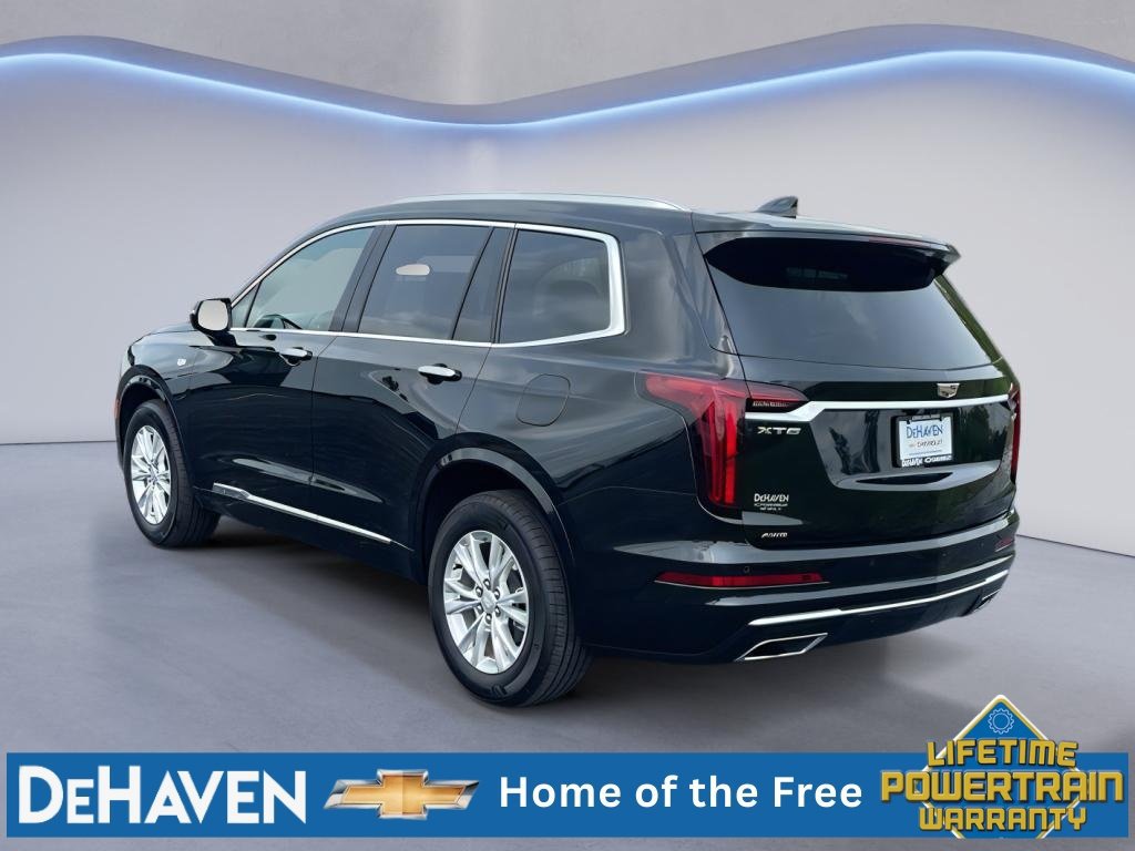 Used 2024 Cadillac XT6 Luxury w/ LPO, Floor Liner Package AWD/4WD image 4