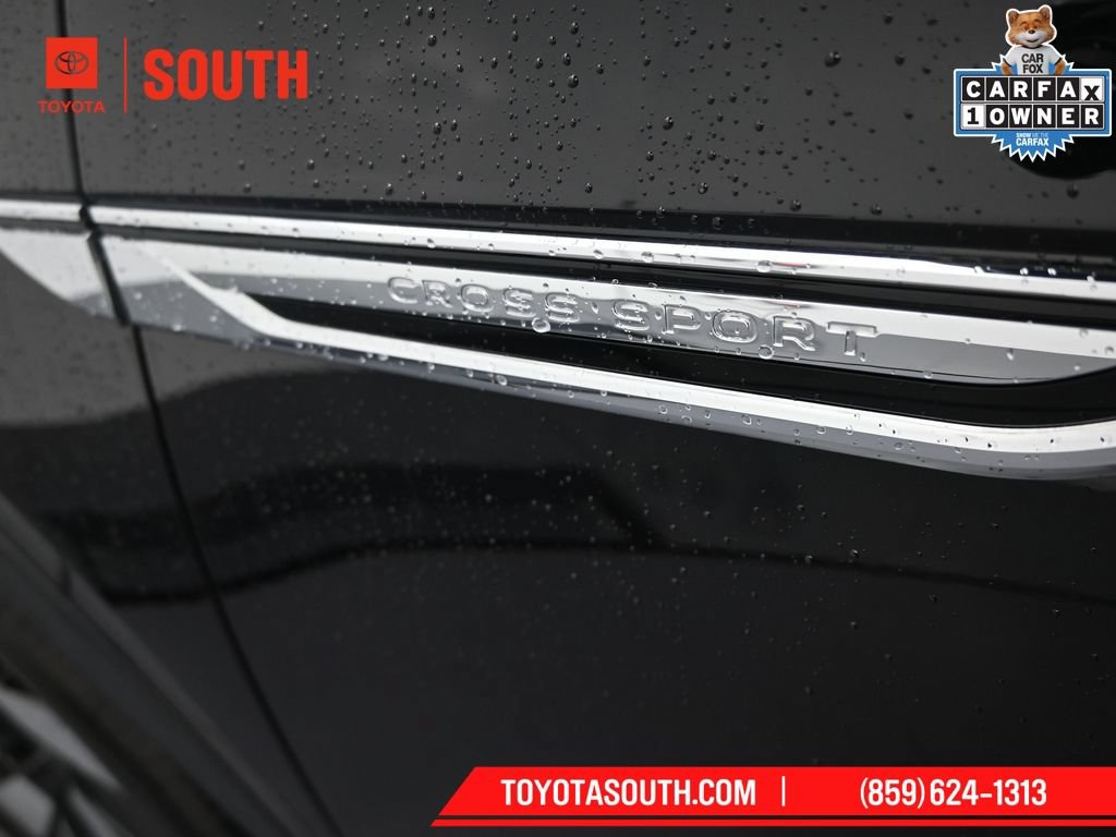 Used 2024 Volkswagen Atlas Cross Sport SE FWD image 43
