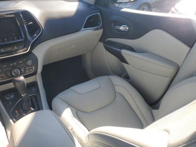 Used 2020 Jeep Cherokee Limited w/ Luxury Group image 20