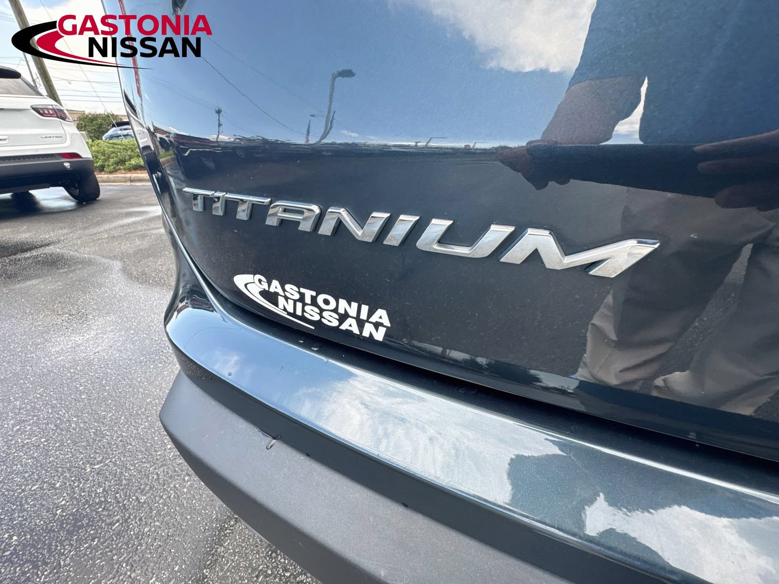 Used 2024 Ford Edge Titanium AWD/4WD image 43
