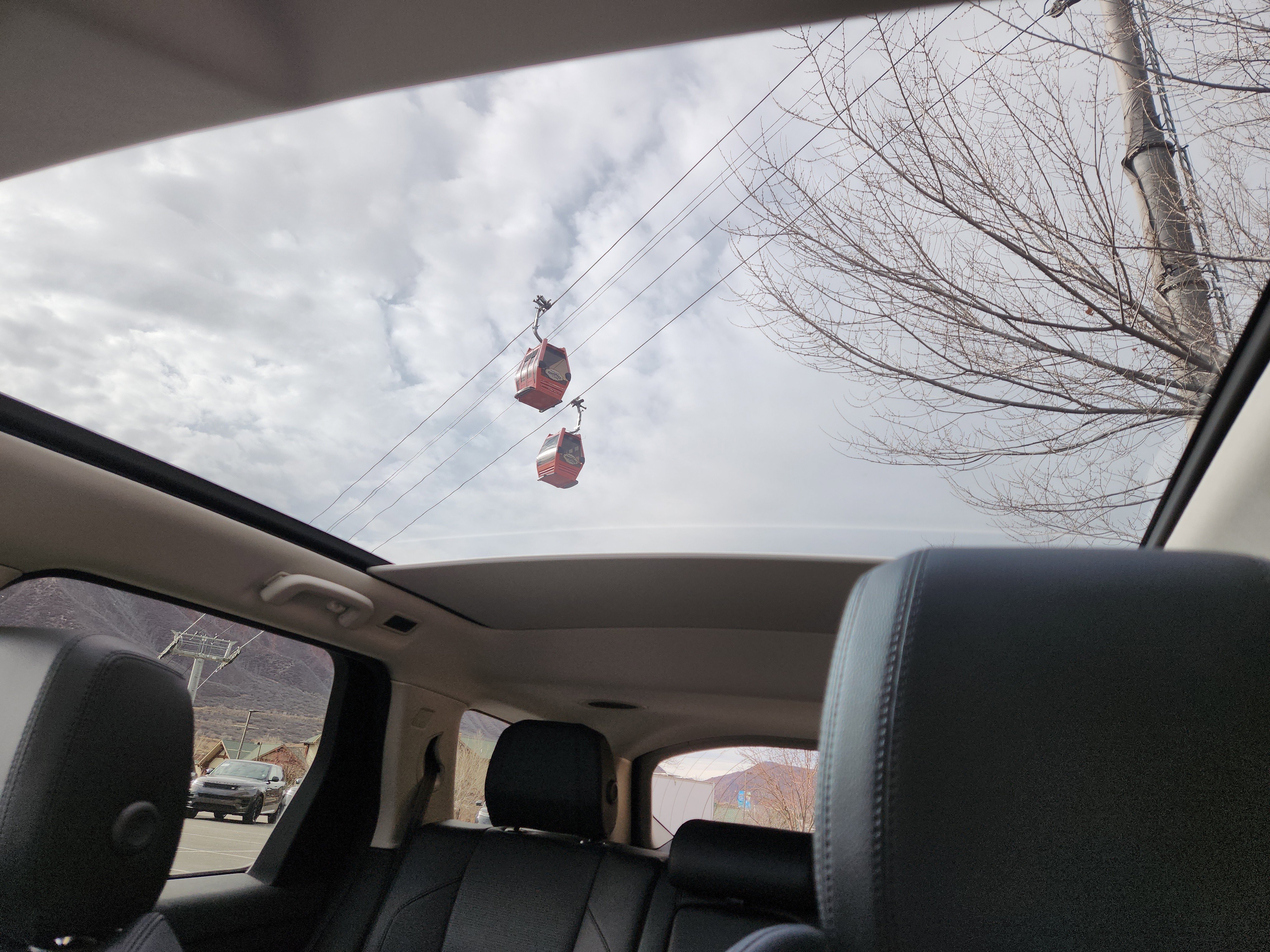 Used 2023 Land Rover Discovery Sport SE image 32