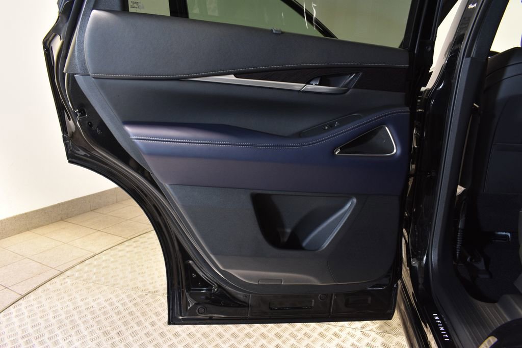 Certified 2026 INFINITI QX60 Sport w/ Dark Cargo Package image 26