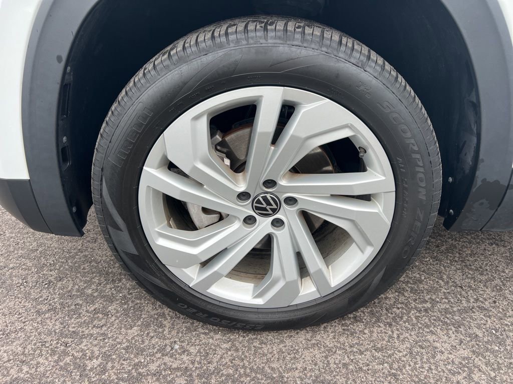 Used 2023 Volkswagen Atlas SE image 8