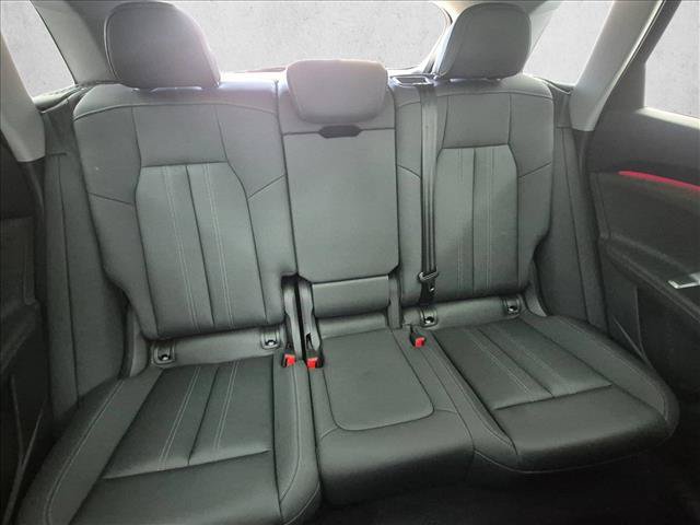 Used 2025 Audi Q5 Premium Plus w/ Premium Plus AWD/4WD image 23