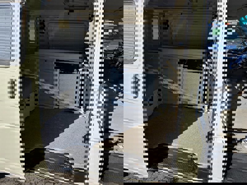 Used 2000 Volkswagen Eurovan MV image 11