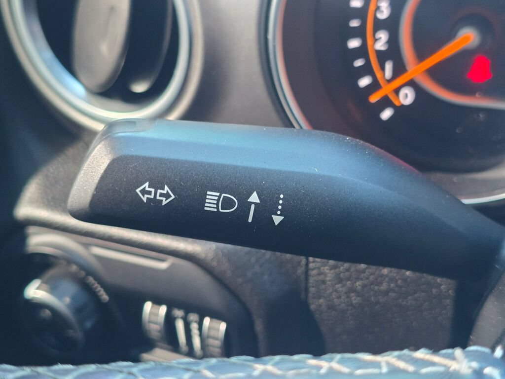 Used 2020 Jeep Gladiator Overland AWD/4WD image 27