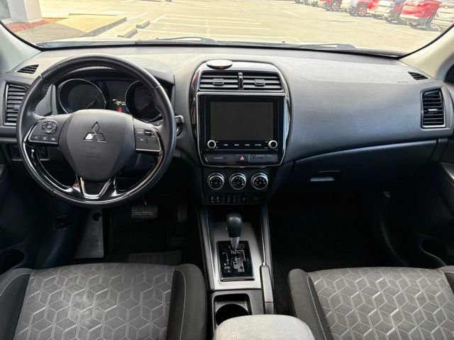Used 2021 Mitsubishi Outlander Sport SE image 26