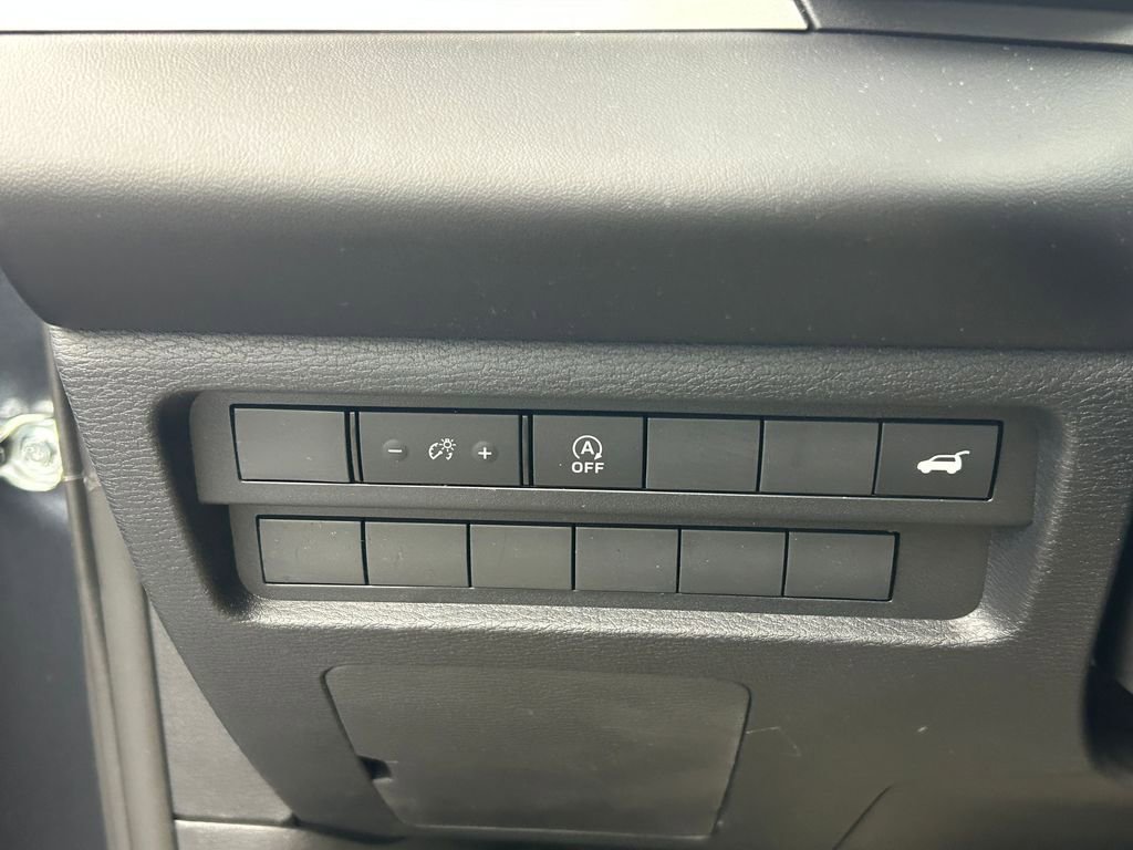 New 2026 Mitsubishi Outlander SE FWD image 17