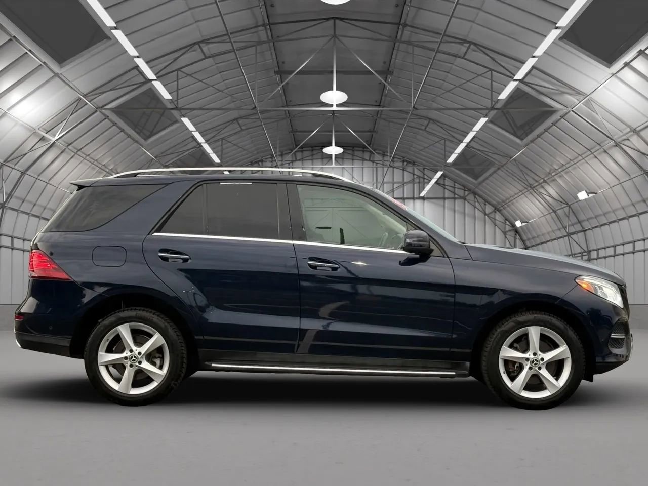 Used 2018 Mercedes-Benz GLE 350 GLE 350 4MATIC Sport Utility 4 image 8