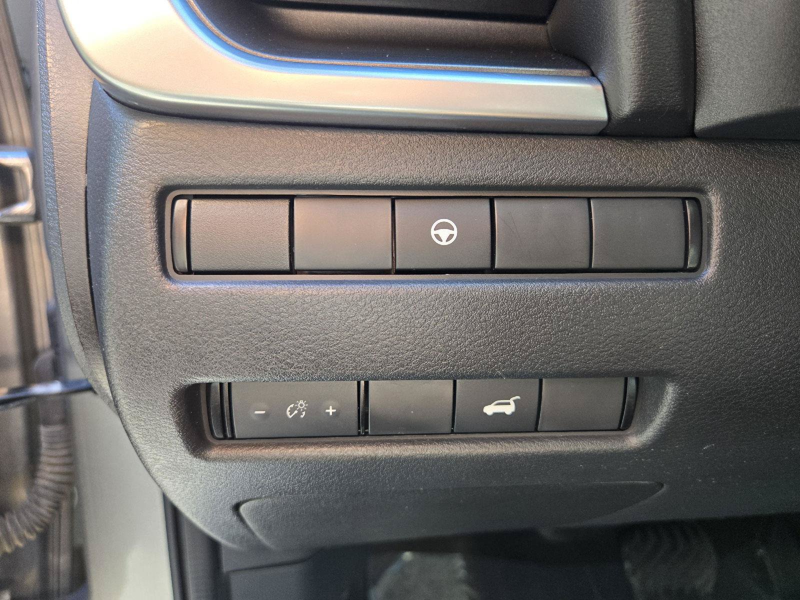 Used 2021 Nissan Rogue SV w/ Premium Package AWD/4WD image 16