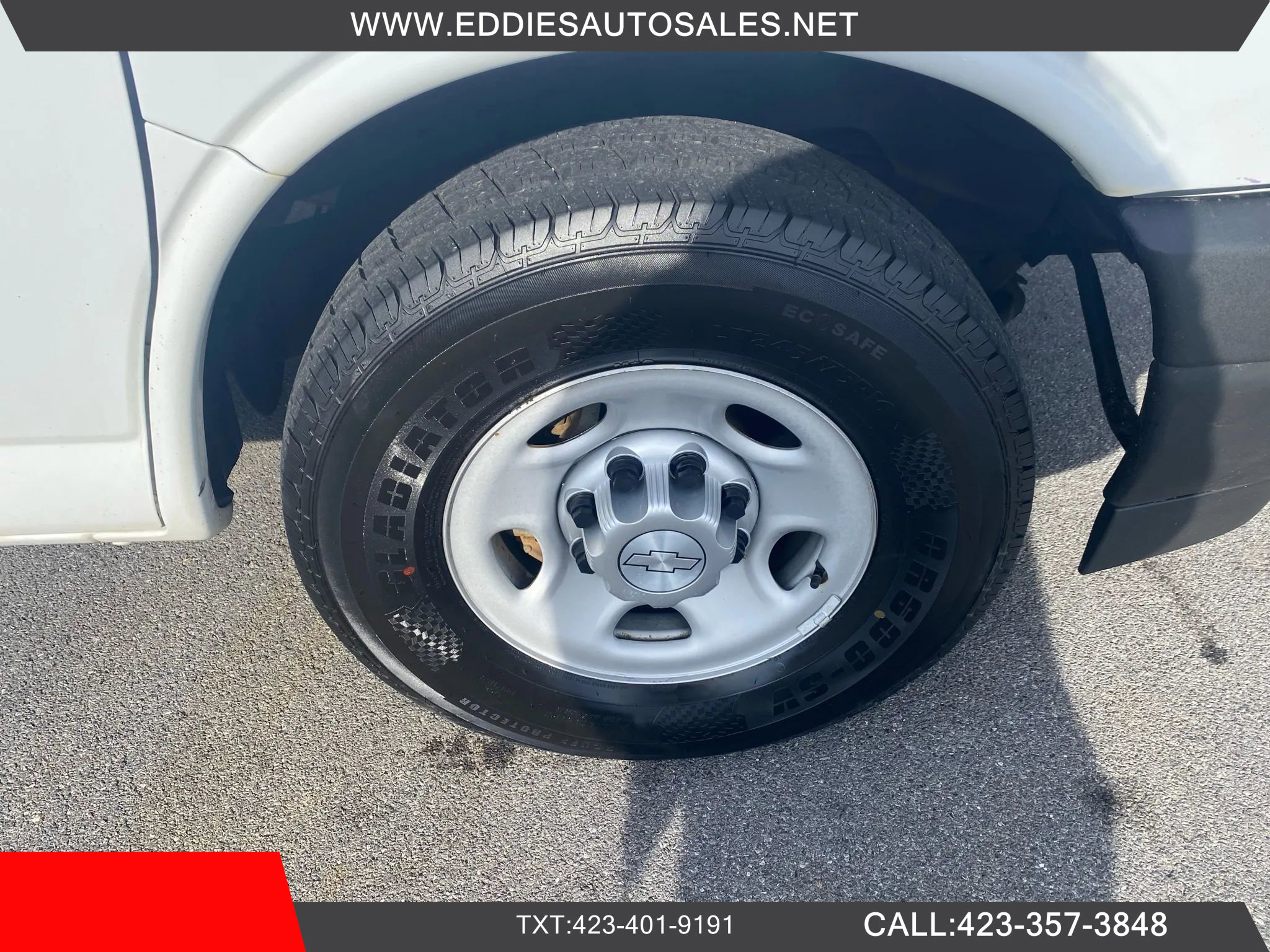 Used 2017 Chevrolet Express 3500 Extended image 27