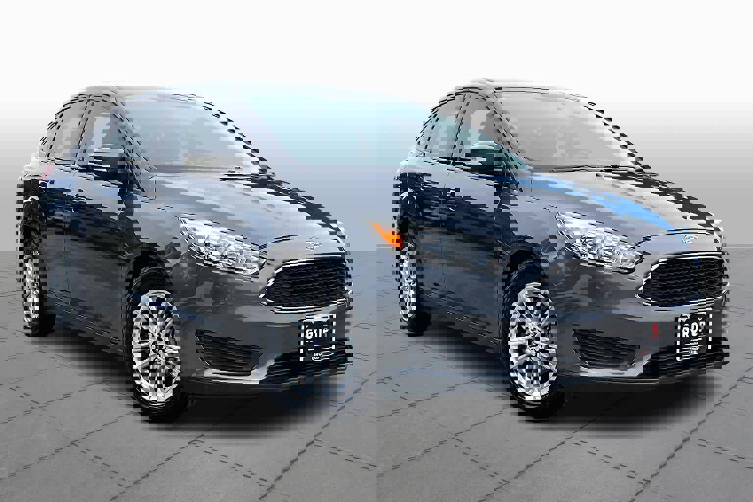 Used 2017 Ford Focus SE image 3