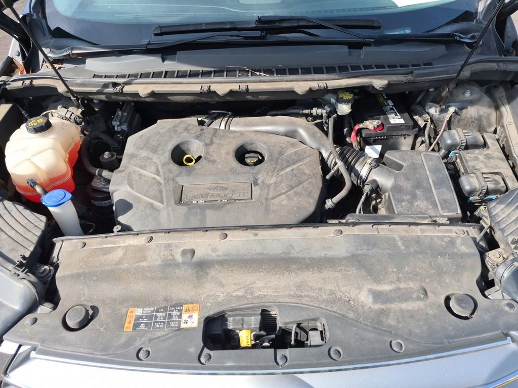 Used 2017 Ford Edge Titanium w/ Equipment Group 302A image 8