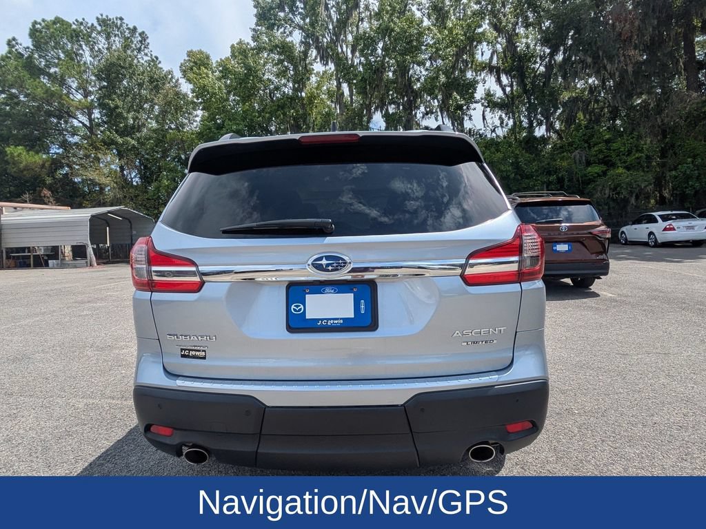 Used 2022 Subaru Ascent Limited w/ Technology Package AWD/4WD image 5