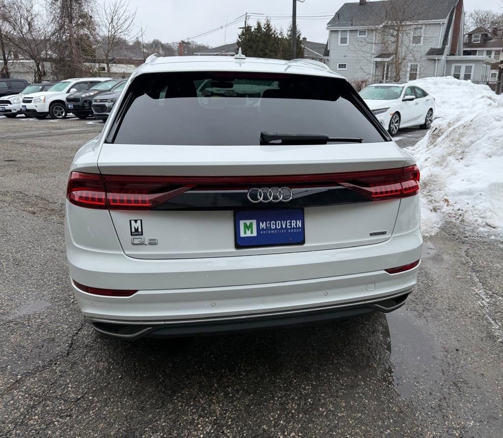 Used 2022 Audi Q8 Premium Plus w/ Premium Plus Package image 4