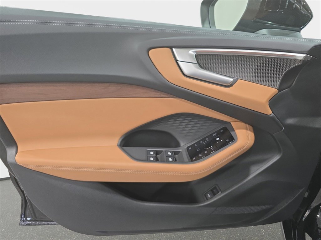 Used 2025 Audi A5 2.0T Premium Plus w/ Premium Plus image 23