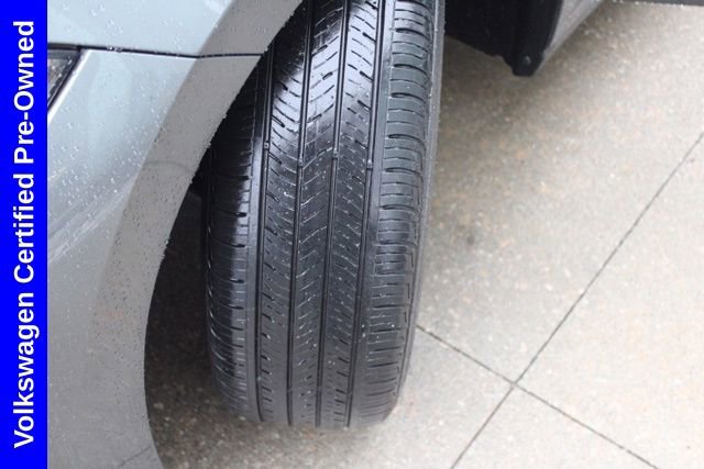 Used 2025 Volkswagen Jetta SE image 11