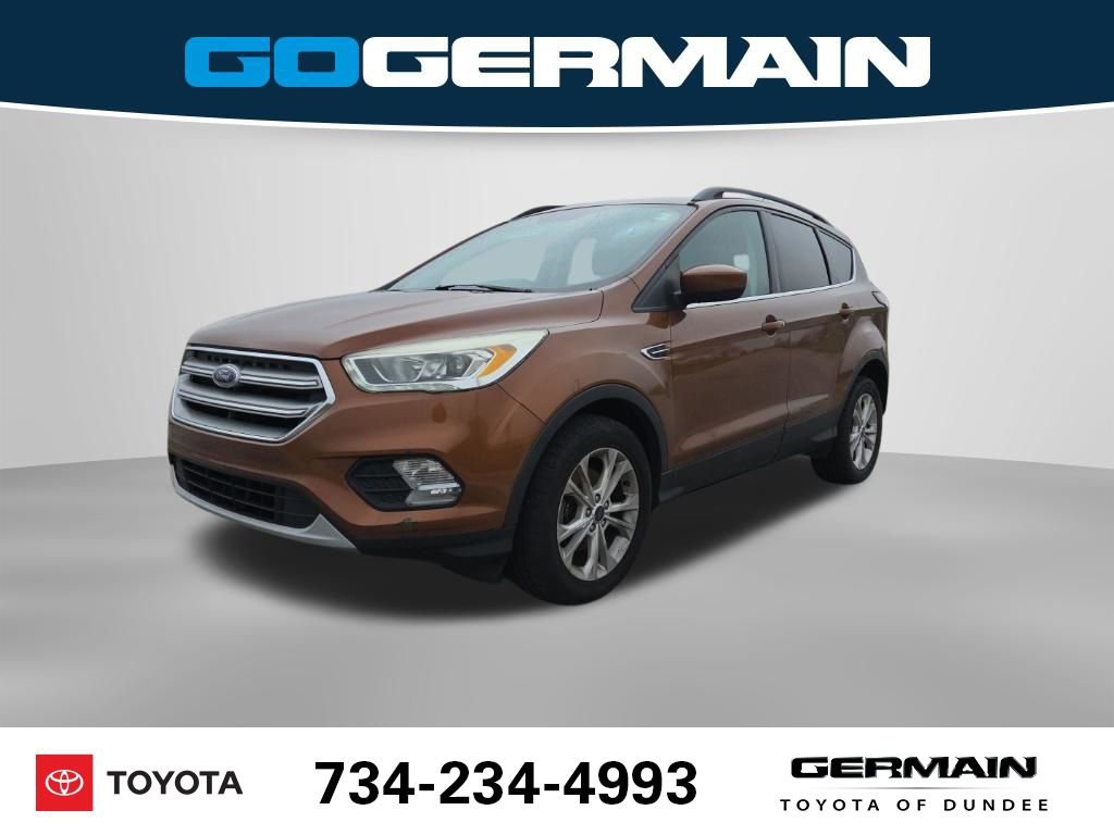 Used 2017 Ford Escape SE w/ Equipment Group 201A image 1