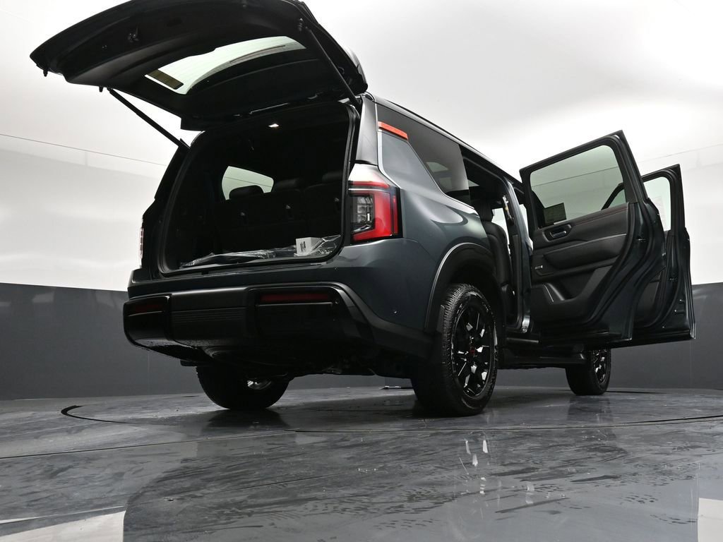 New 2026 Nissan Armada PRO-4X image 40