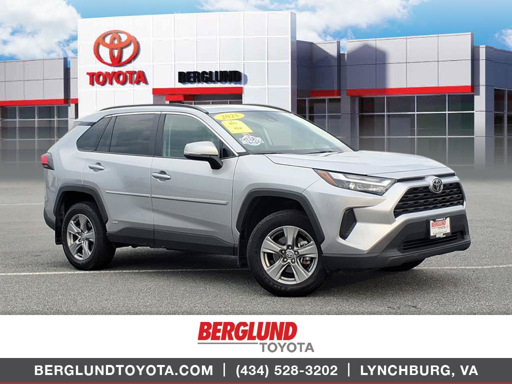 Used 2025 Toyota RAV4 XLE w/ Convenience Package