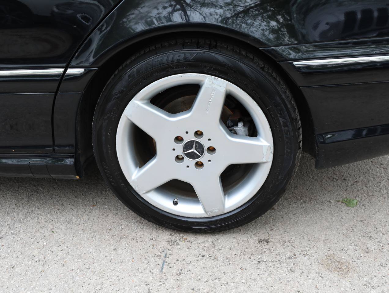 Used 2006 Mercedes-Benz S 500 4MATIC image 8