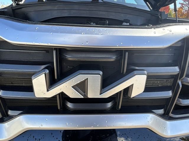 Used 2023 Kia Telluride S image 29