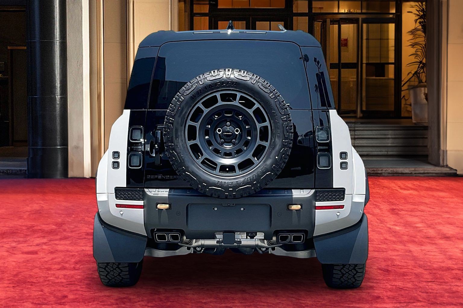 New 2026 Land Rover Defender 110 OCTA AWD/4WD image 7