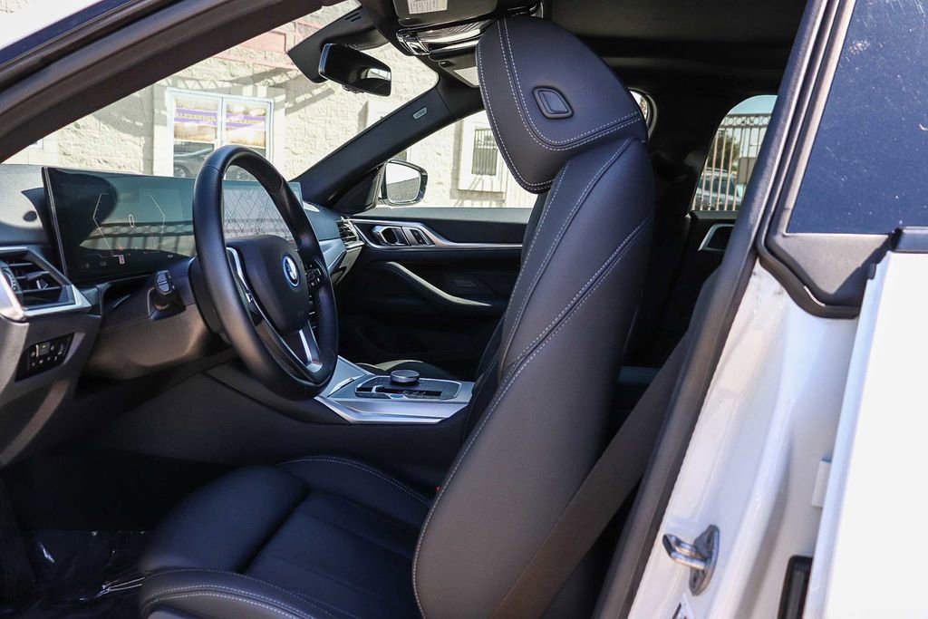 Used 2023 BMW i4 eDrive35 w/ Parking Assistance Package image 18