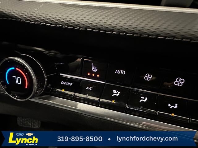 New 2026 Chevrolet Equinox LT w/ Convenience Package II image 13