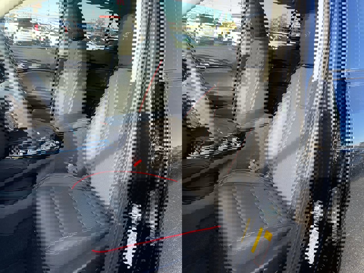 Certified 2023 Buick Envision Essence w/ Sport Touring Package image 19