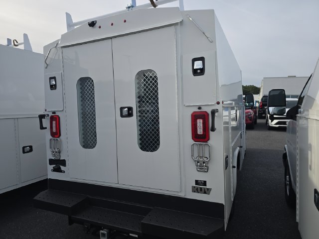 New 2026 Chevrolet Express 3500 w/ Power Convenience Package RWD image 6