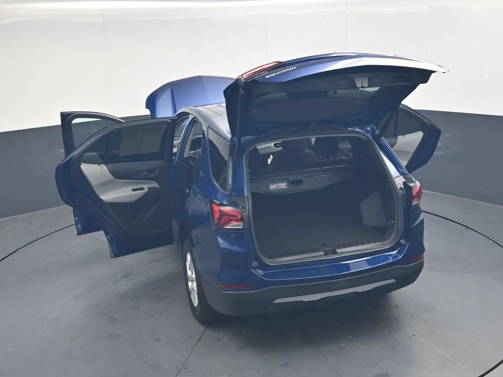Used 2022 Chevrolet Equinox LT w/ Driver Convenience Package FWD image 47