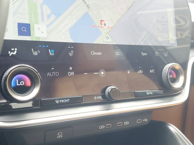 Used 2024 Lexus RZ 300e Premium image 36