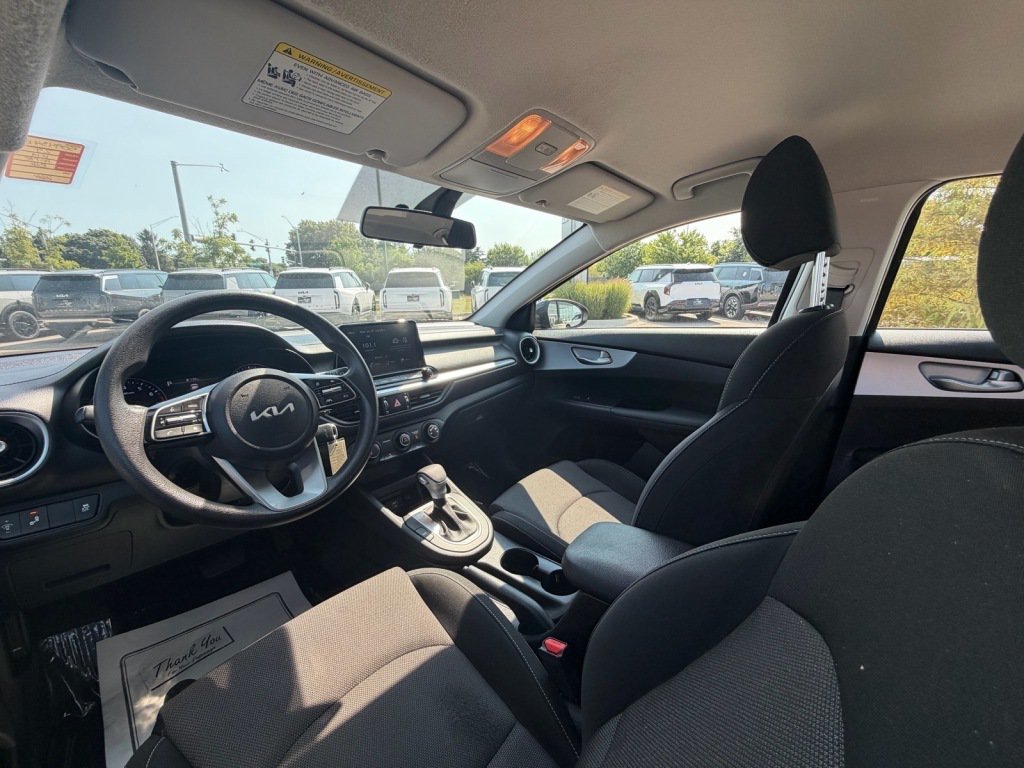 Used 2024 Kia Forte LXS w/ LXS Technology Package FWD image 8