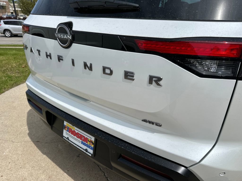 New 2026 Nissan Pathfinder SV AWD/4WD image 34