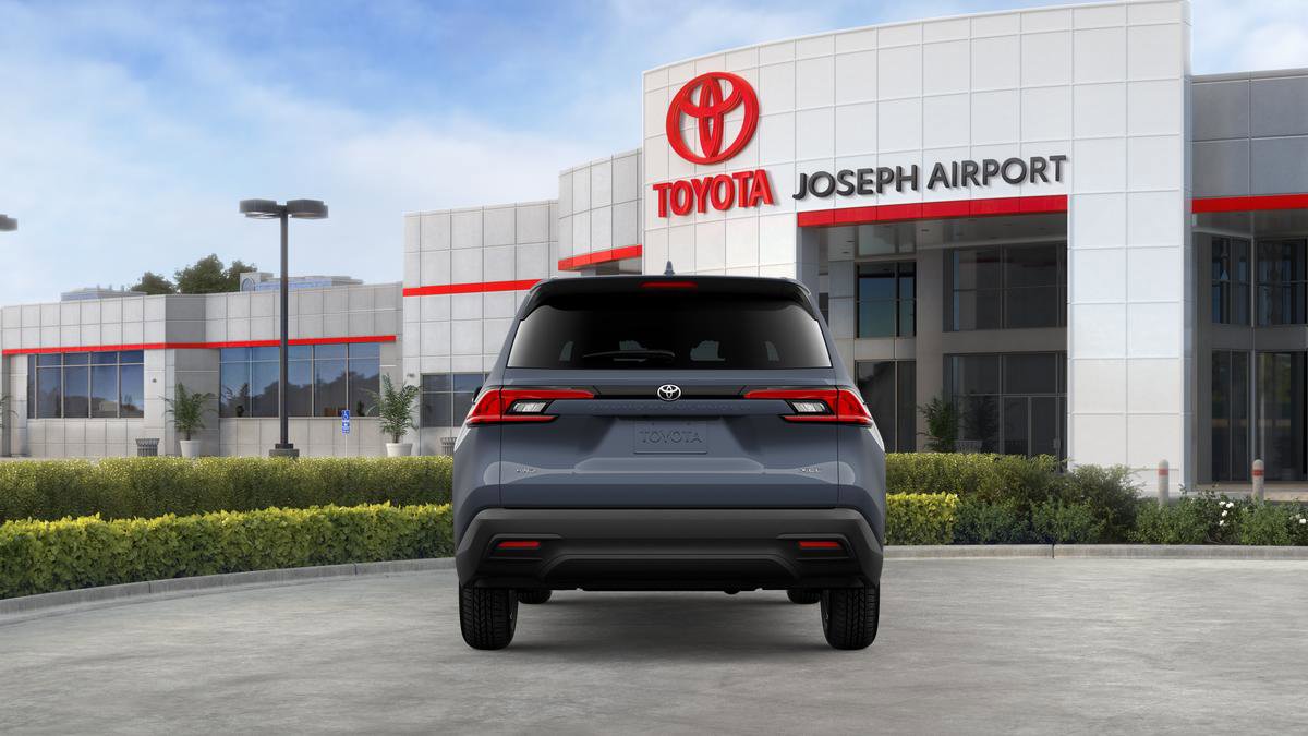 New 2026 Toyota Grand Highlander XLE image 40