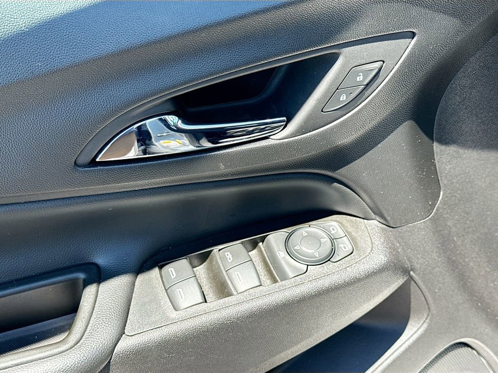 Used 2022 Chevrolet Equinox LT FWD image 19