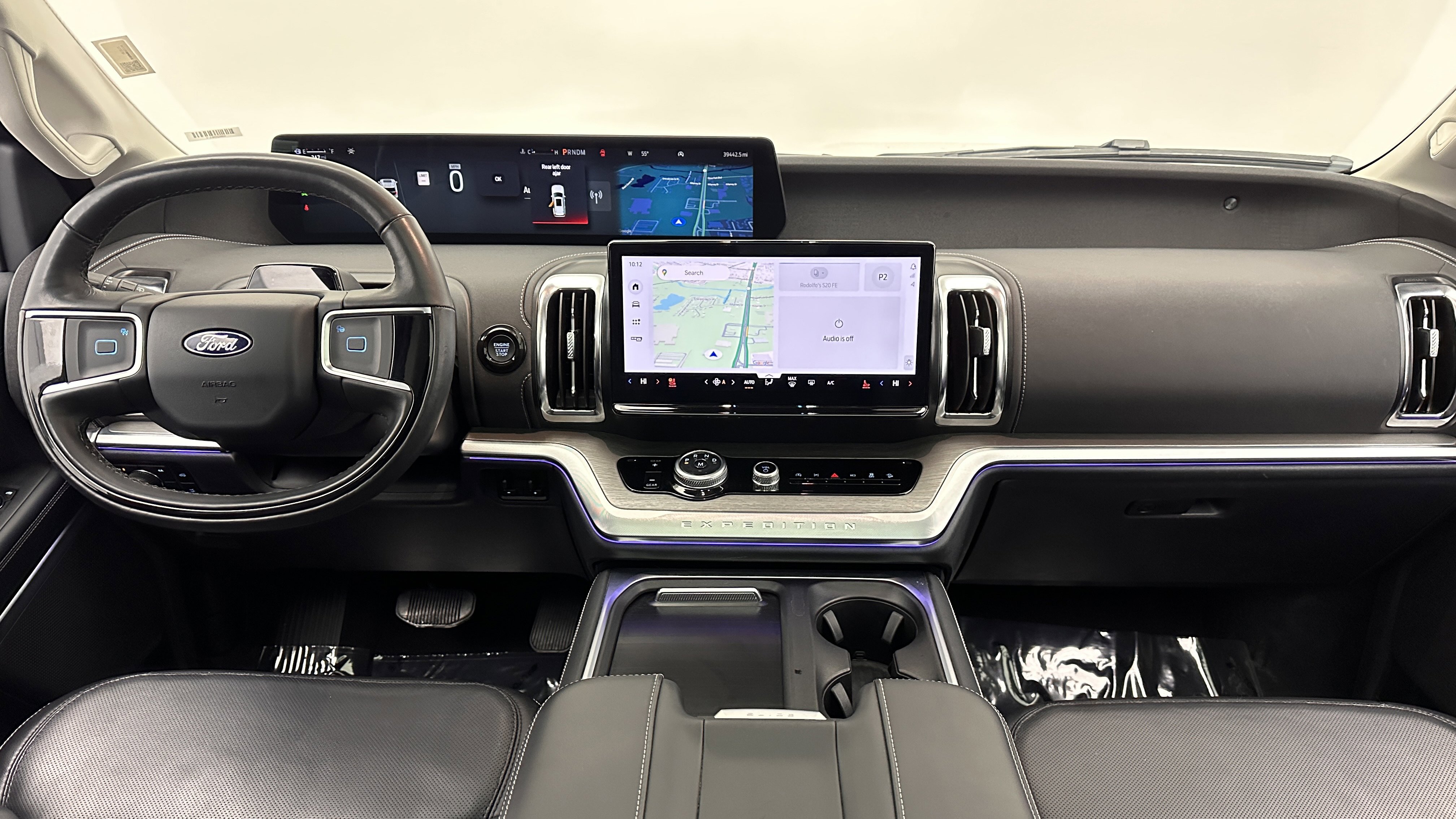 Used 2025 Ford Expedition Platinum image 29