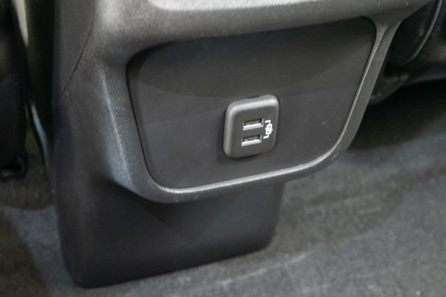 Used 2024 GMC Terrain SLE w/ Driver Convenience Package FWD image 27