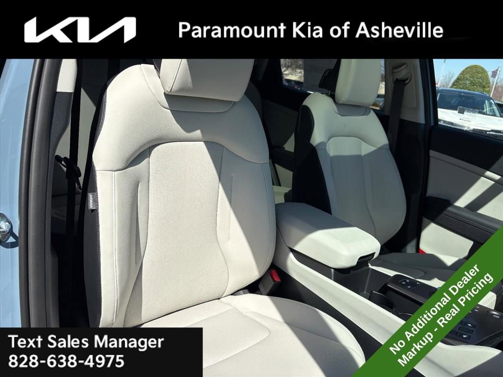 New 2026 Kia Sportage EX image 21